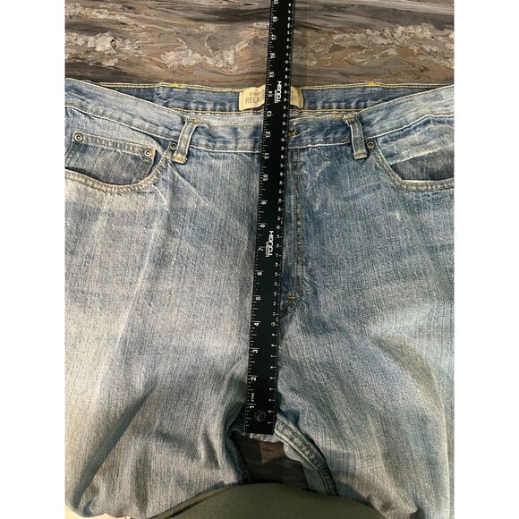 Wrangler Mens Jeans Relaxed Fit Straight 38x27 Blue Faded - Picture 6 of 10